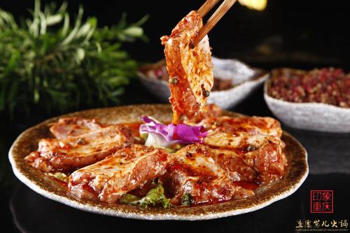 重庆崽儿火锅麻辣排骨菜品图 重庆崽儿火锅麻辣排骨菜品图